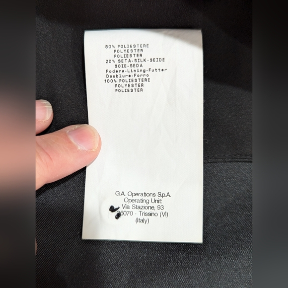 Armani Collezioni Black Pencil Skirt Size 8 silk blend zipper back Made in Italy - Picture 3 of 10